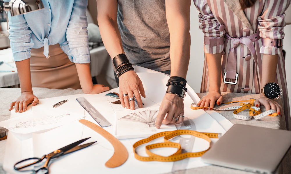 Cómo Apoyar a los Diseñadores de Moda Urbana Españoles