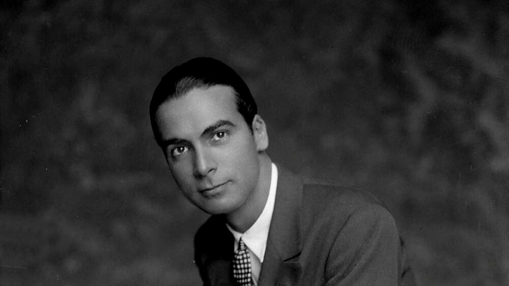 El Legado Inolvidable de Cristóbal Balenciaga